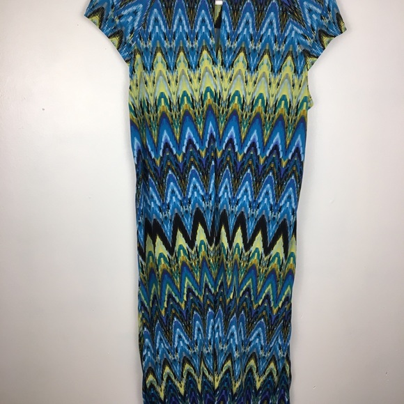 Ronni Nicole Dress. - Picture 2 of 7